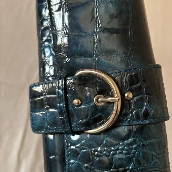 Kelly & Katie Blue Crocodile-embossed Style Wallet with Silver-tone buckle - Picture 7 of 10